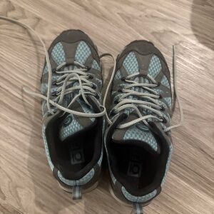 Women’s Hiking Shoes - Blue and Gray